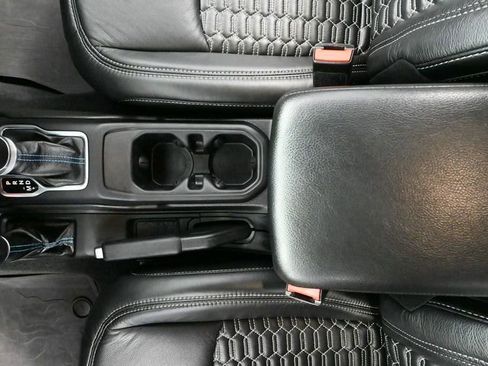 Used 2022 Jeep Wrangler Unlimited Rubicon 4xe w/ Cold Weather Group image 35