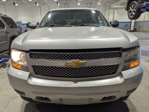 Used 2013 Chevrolet Tahoe LTZ AWD/4WD image 2