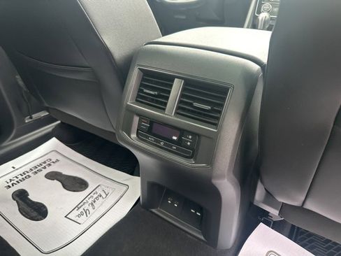 Used 2021 Volkswagen Atlas SEL w/ MDO Package (Bench Seat) image 12