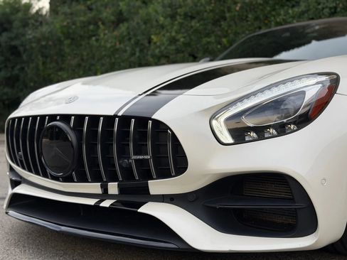Used 2018 Mercedes-Benz AMG GT Roadster image 19