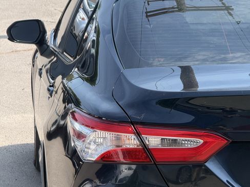 Used 2020 Toyota Camry LE w/ Carpet Mat Package FWD image 16