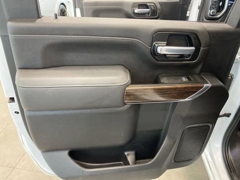 Used 2021 GMC Sierra 2500 SLE image 28