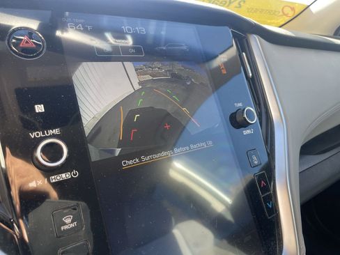 Used 2020 Subaru Outback Premium image 20