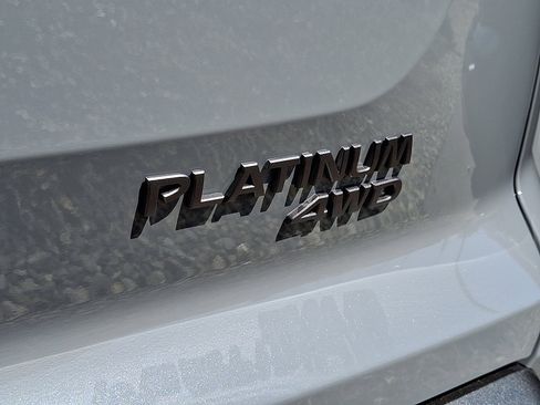 New 2026 Nissan Pathfinder Platinum w/ Cargo Package AWD/4WD image 6