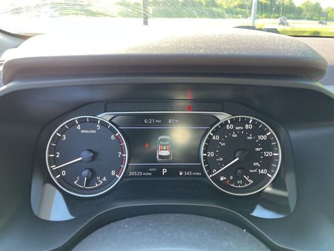 Used 2023 Nissan Rogue SV image 8