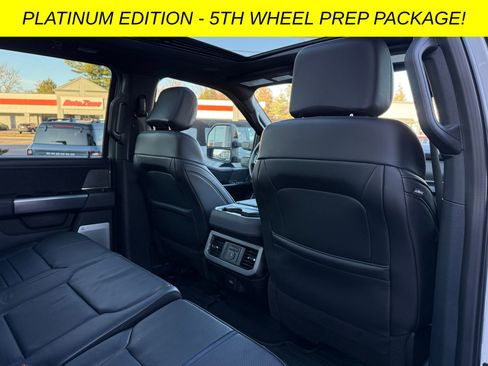 Used 2025 Ford F250 Platinum image 38