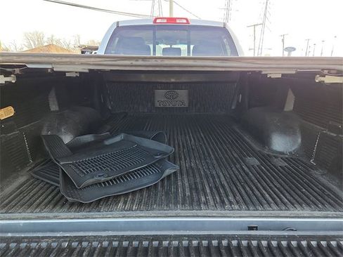 Used 2017 Toyota Tundra SR5 w/ TRD Off Road Package image 17