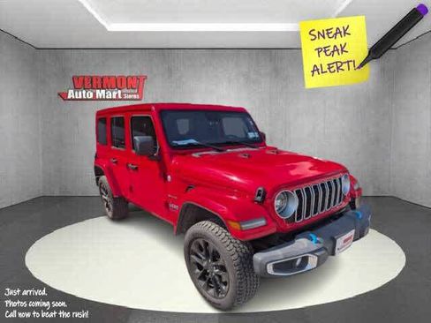 Used 2024 Jeep Wrangler Unlimited Sahara AWD/4WD image 1