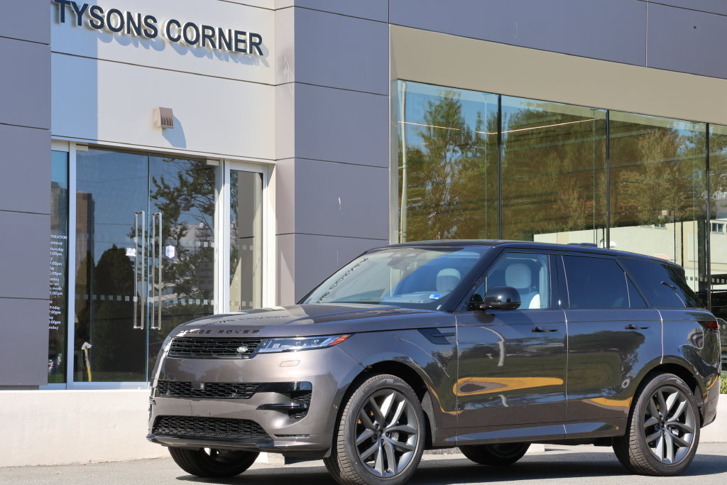 New 2026 Land Rover Range Rover Sport Dynamic SE AWD/4WD image 1