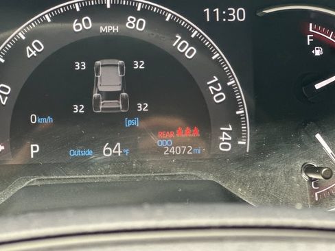 Used 2023 Toyota RAV4 LE AWD/4WD image 27