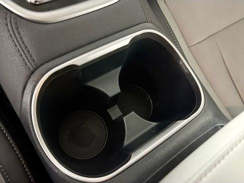 Used 2021 Subaru Outback Limited image 15