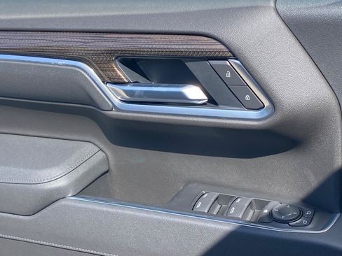 New 2026 Chevrolet Silverado 1500 RST AWD/4WD image 22