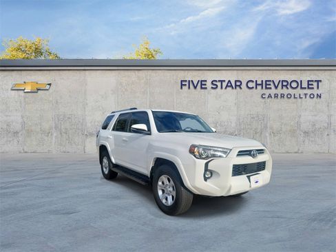 Used 2021 Toyota 4Runner SR5 Premium image 1