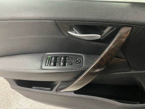 Used 2007 BMW X3 3.0si image 9