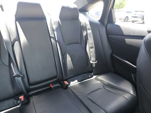 Used 2023 Honda Accord Sport image 2