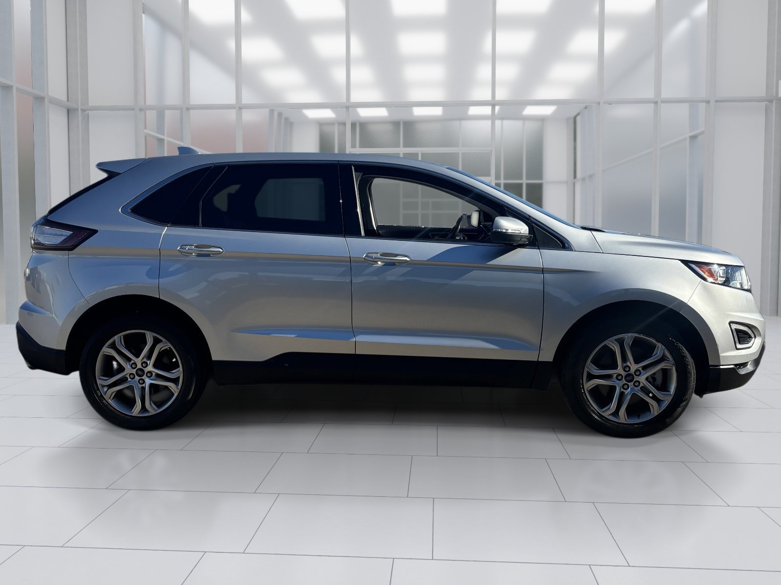 Used 2017 Ford Edge Titanium w/ Technology Package AWD/4WD image 7