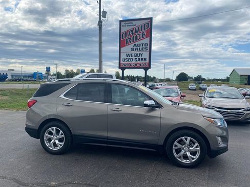 Used 2018 Chevrolet Equinox Premier image 1