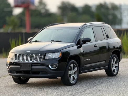 Used 2016 Jeep Compass High Altitude AWD/4WD image 6