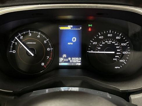 Used 2021 Subaru Crosstrek 2.0i Premium AWD/4WD image 12