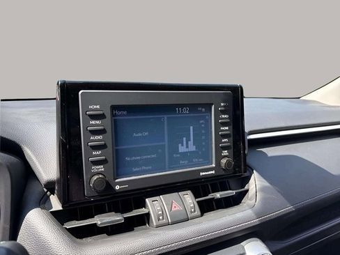 Used 2022 Toyota RAV4 XLE Premium image 26