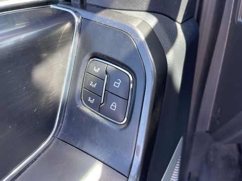 Used 2022 Ford F150 Lariat w/ Equipment Group 502A High image 34