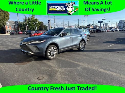 Used 2021 Toyota Venza XLE w/ Softex Package AWD/4WD image 1