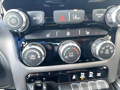 New 2026 RAM 1500 Big Horn AWD/4WD image 29