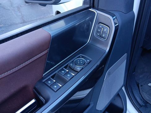 Used 2022 Ford F150 Lariat AWD/4WD image 27