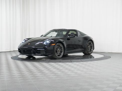 Certified 2022 Porsche 911 50th Anniversary Edition AWD/4WD image 39