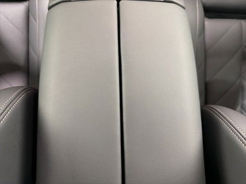 Used 2026 BMW X5 xDrive40i w/ Premium Package image 41