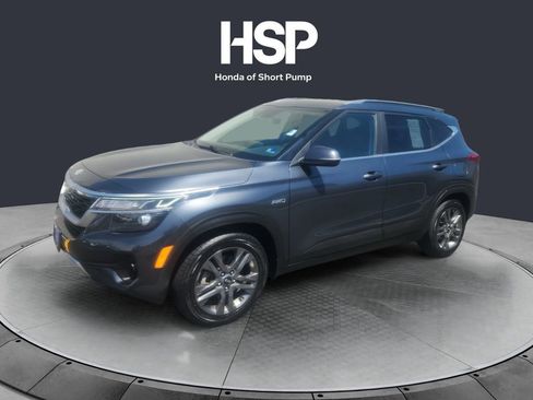 Used 2021 Kia Seltos S AWD/4WD image 1