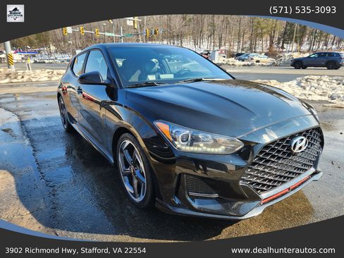 Used 2020 Hyundai Veloster Turbo FWD image 3