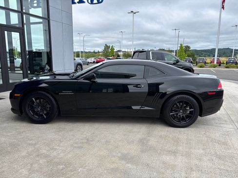 Used 2015 Chevrolet Camaro LS RWD image 8