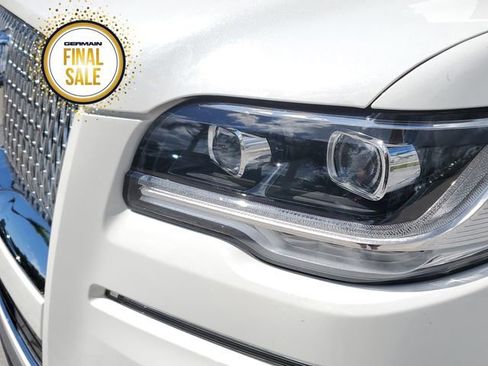 New 2024 Lincoln Navigator Reserve image 11