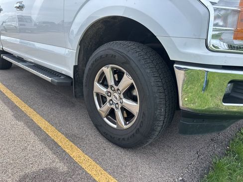 Used 2018 Ford F150 XLT w/ XTR Package image 3