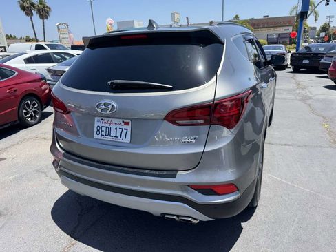 Used 2018 Hyundai Santa Fe Sport FWD image 11