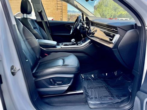 Used 2020 Audi Q7 3.0T Premium w/ Convenience Package AWD/4WD image 26