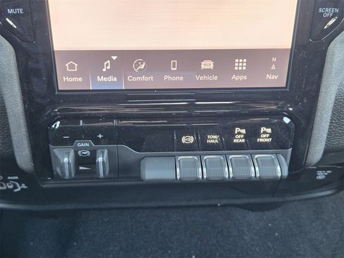 New 2026 RAM 2500 Tradesman image 19