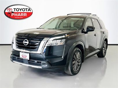 Used 2024 Nissan Pathfinder SL w/ SL Premium Package