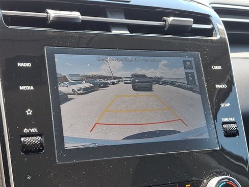 Used 2024 Hyundai Tucson SE AWD/4WD image 17
