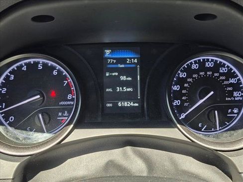 Used 2023 Toyota Camry SE FWD image 11