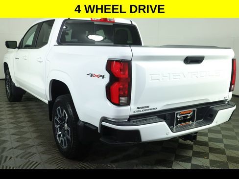 Used 2023 Chevrolet Colorado LT w/ LT Convenience Package III AWD/4WD image 4