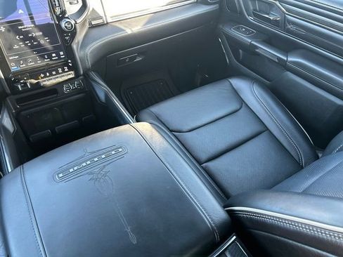 Used 2022 RAM 1500 Limited AWD/4WD image 15