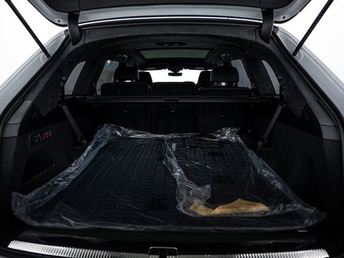 New 2026 Audi SQ7 Prestige image 22