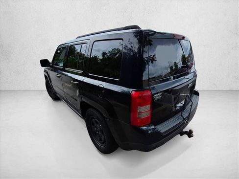 Used 2015 Jeep Patriot Sport FWD image 7