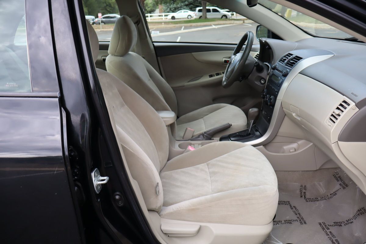 Used 2009 Toyota Corolla FWD image 22
