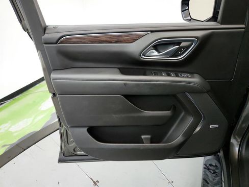 Used 2021 Chevrolet Tahoe Z71 AWD/4WD image 21