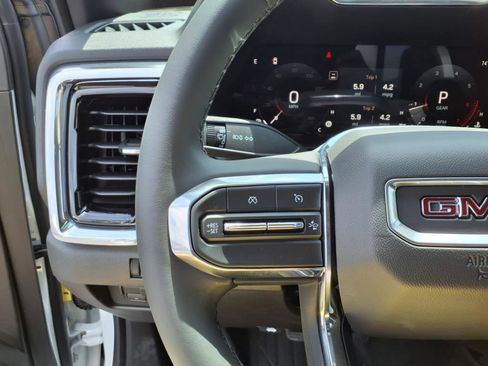 New 2025 GMC Canyon Elevation w/ Convenience Package image 10