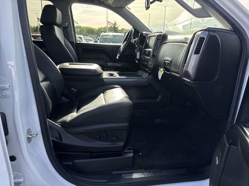 Used 2018 GMC Sierra 1500 SLT w/ All Terrain Package AWD/4WD image 28