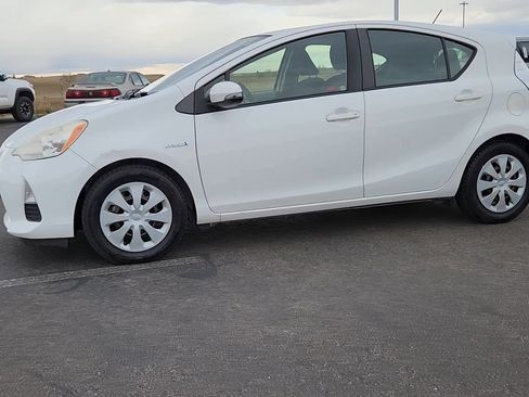 Used 2013 Toyota Prius C Three image 2